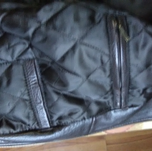 Real Leather Jacket - Picture 6 of 8